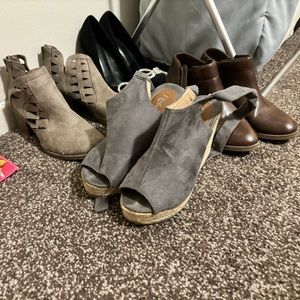 Women’s Shoe Lot Size 6